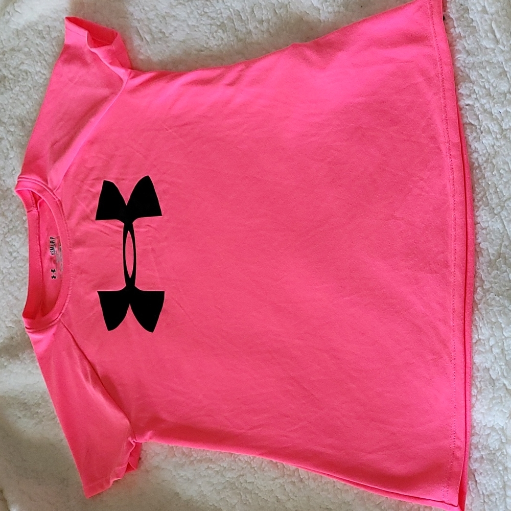 Girls Hot Pink Under Armour Loose Fit Heat Gear T-shirt